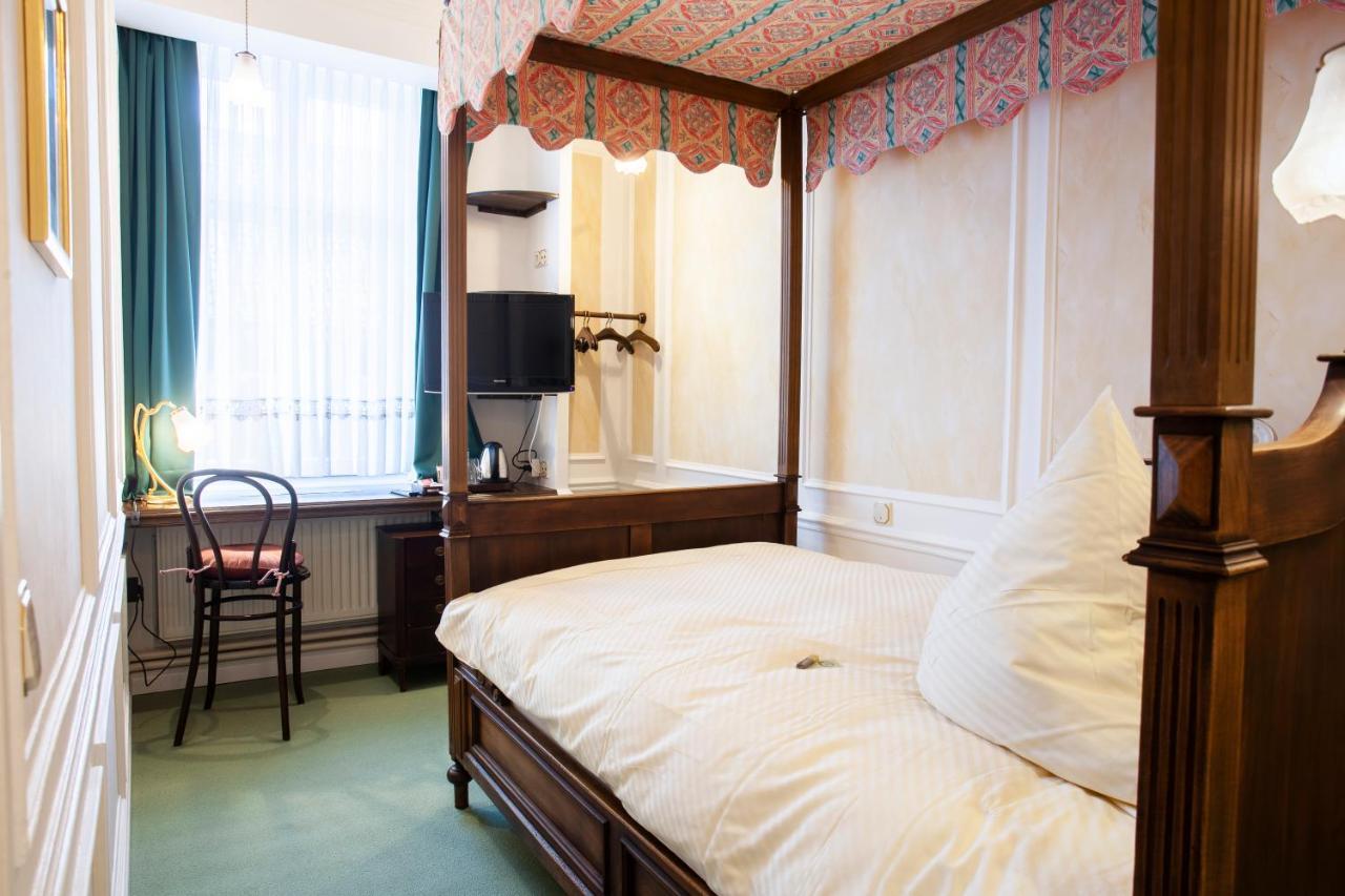 Hotel Goldener Loewe Kevelaer Extérieur photo