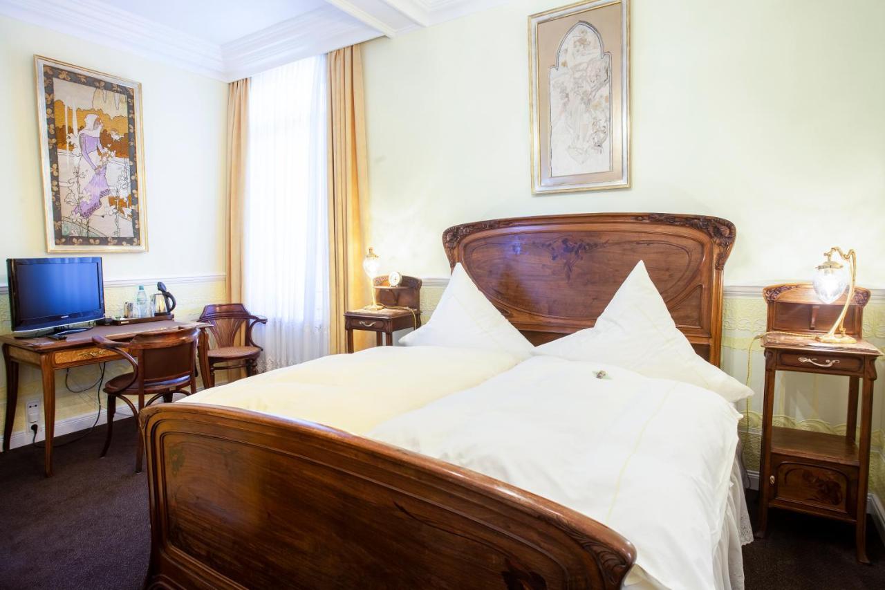 Hotel Goldener Loewe Kevelaer Extérieur photo