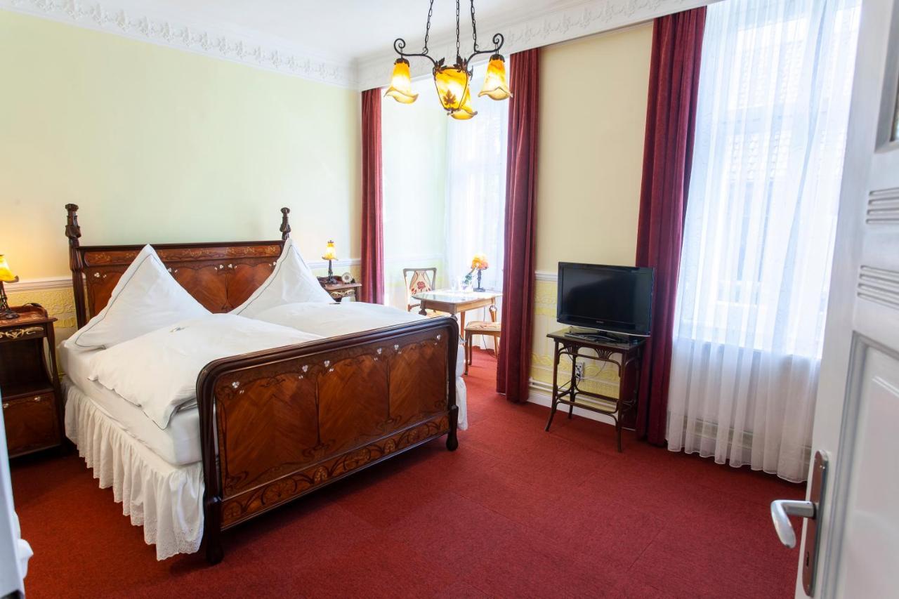 Hotel Goldener Loewe Kevelaer Extérieur photo