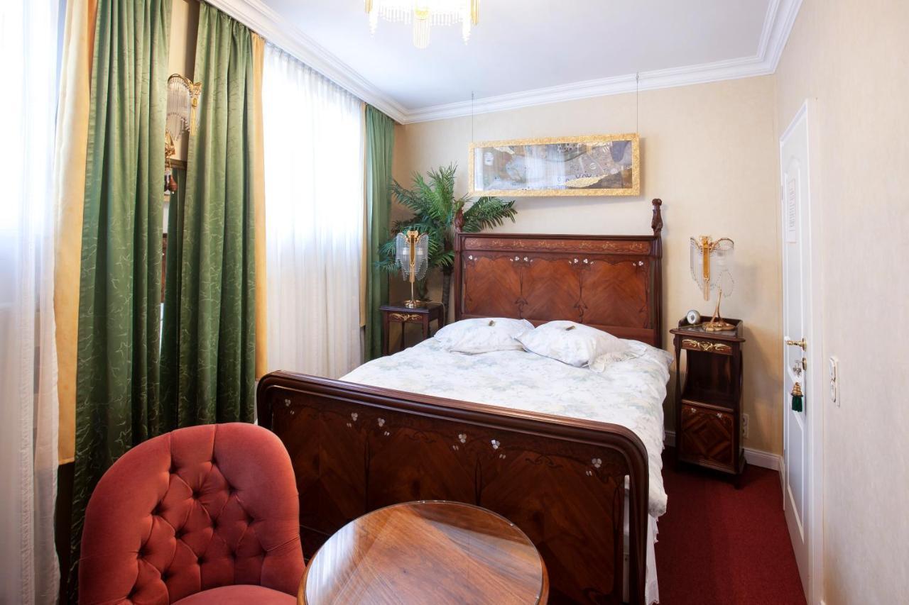 Hotel Goldener Loewe Kevelaer Extérieur photo
